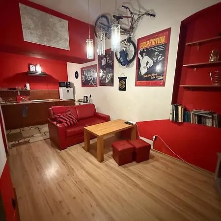 Red&white Apartamento