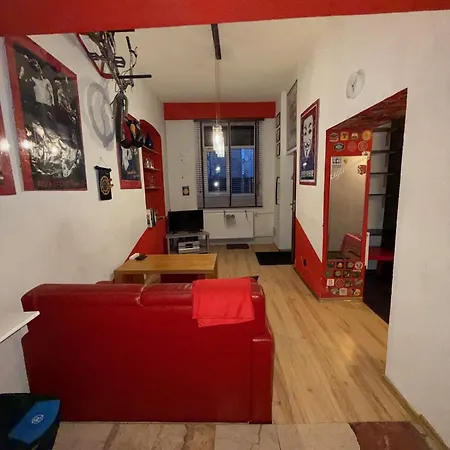 Red&white Apartamento *