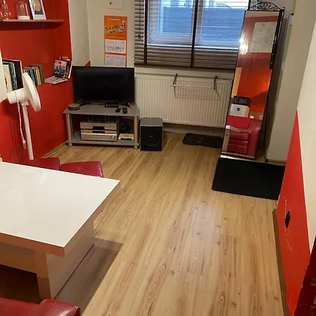 Apartamento Red&white