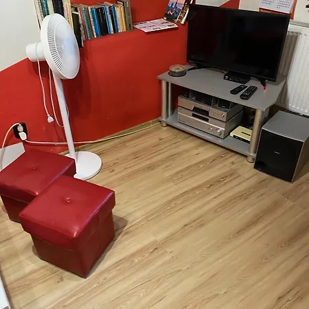 Apartamento Red&white *